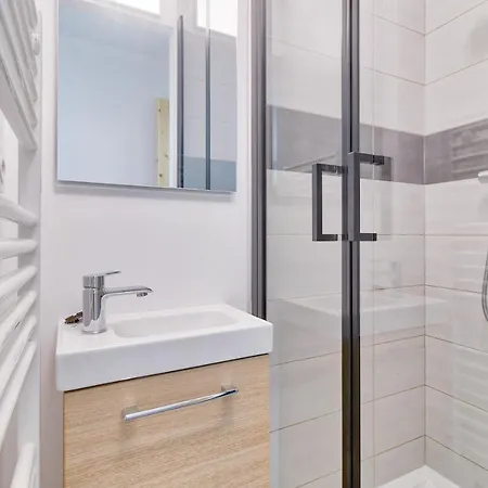 A 80m Des Pistes, Bel Pour 15 * Génos