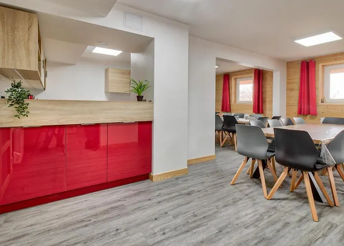 A 80m Des Pistes, Bel Pour 15 * Génos